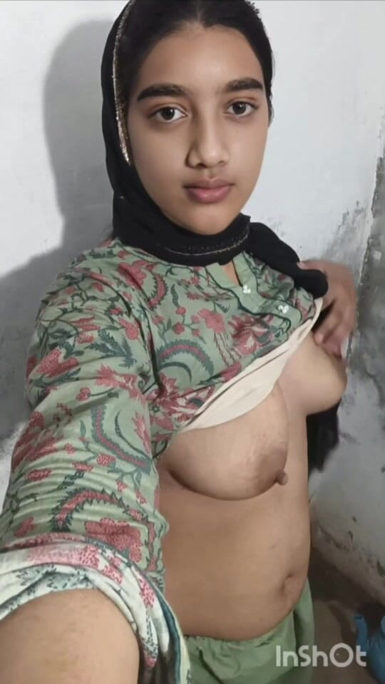 Naughty_Sana: Beautiful Hijabi Girl Showing Hot Big Boobs
