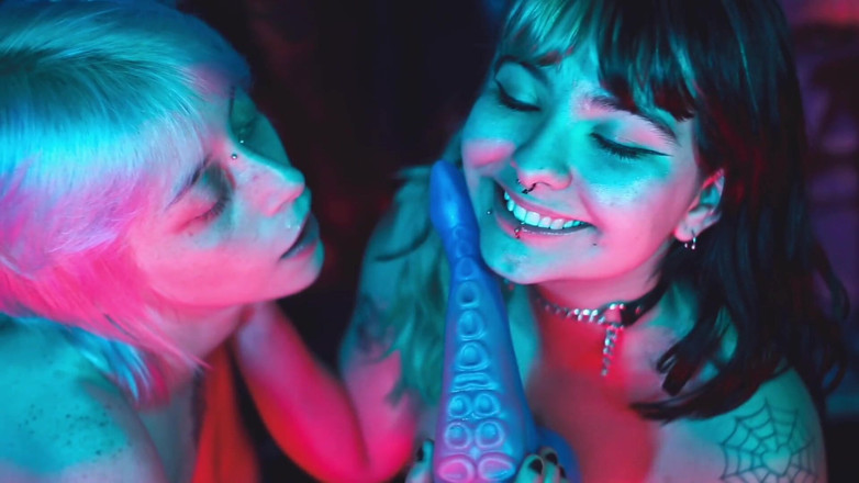 Quente club: Acidalia E Nath - Lesbianism Between Friends