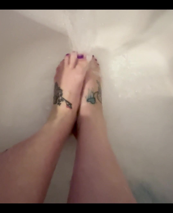 AmberLee: 3946065443.mp4