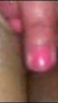 Orta yaşlı seksi kadın yüzüme fışkırtıyor boğuluyor