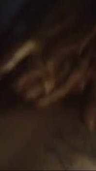 Matură sexy albă slabă Lotuss Queeen are parte de pulă neagră pe la spate - videoclip vechi 2018