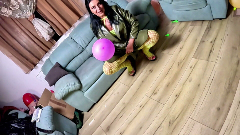 MilfyCalla: Dominantes leder, MILf riesenballon knallen. Halsfick, reiten, doggystyle und doppel-sperma