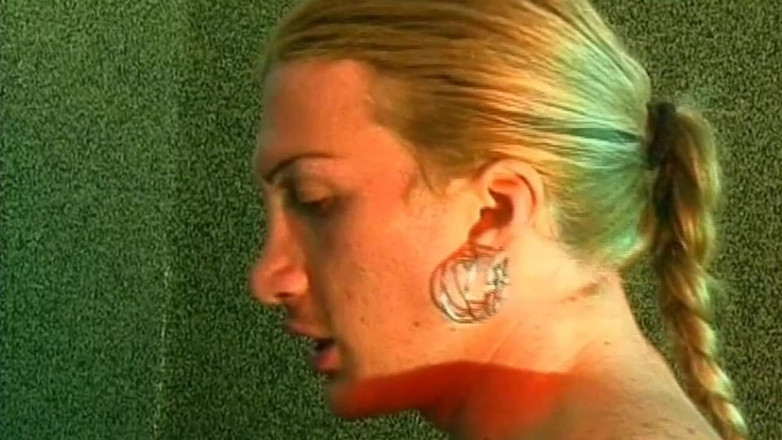 Inhonorof porn: Genç Ve Deneyimsiz Ilk Kez Büyük Bir Yarrağı Poposuna Alıyor