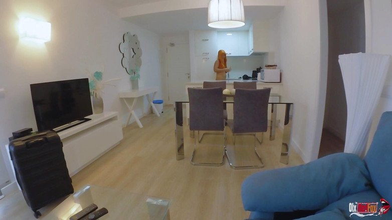 OlxRedFox: Çıplak seksi üvey annem beni seks için baştan çıkarıyor, bana harika bir...