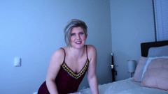 Housewife Ginger: Sexo celebratorio con mi compañera de trabajo favorita