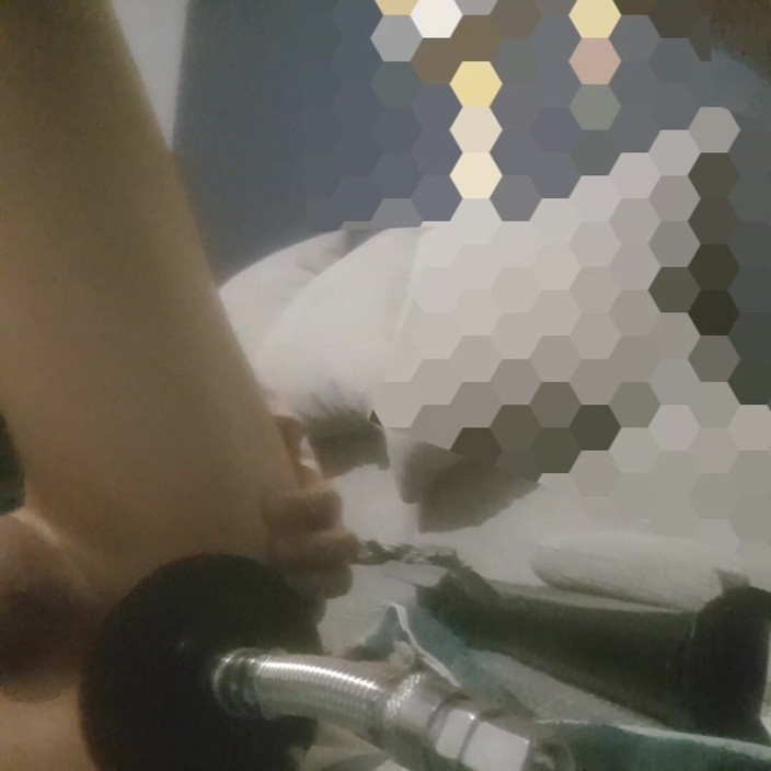 KIARA: Šukání do mého poskvrněného zadku