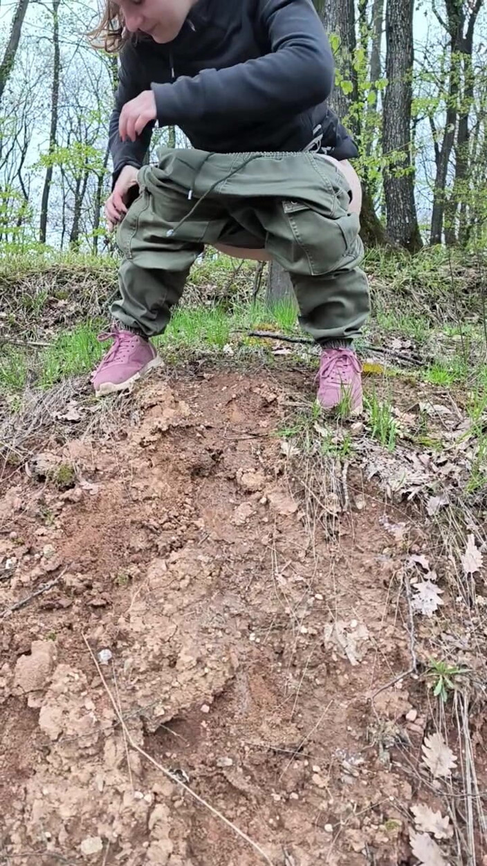 FenekManul: Pee on the Little Sidehill