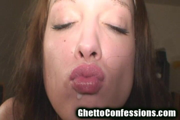 Ghetto Confessions: Ładna niemiecka dziwka getta ssie N pieprzy paskudnego kutasa!