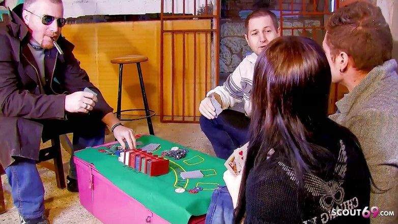 Full porn collection: Il giocatore di poker vince il torneo e viene a...