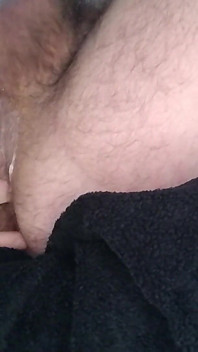 Lubing up My Ass
