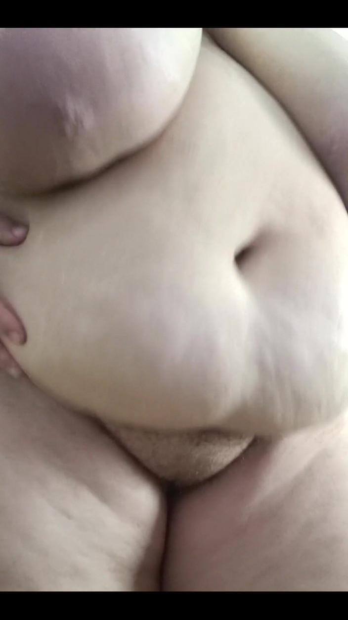 Nina Doll: 私の大きなお腹