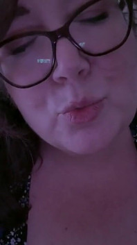 Vollbusige bBW stiefmutter bereitet dich auf das college vor