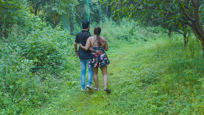 Kilash: Горячая индийская пара дези, полный хардкорный секс в джунглях!