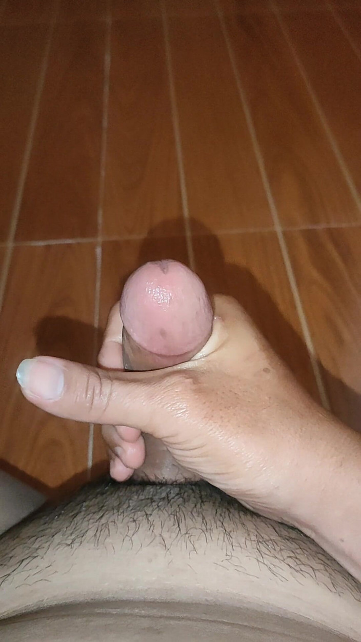 ArchAss: Rubbing the Brown Hot Dog!