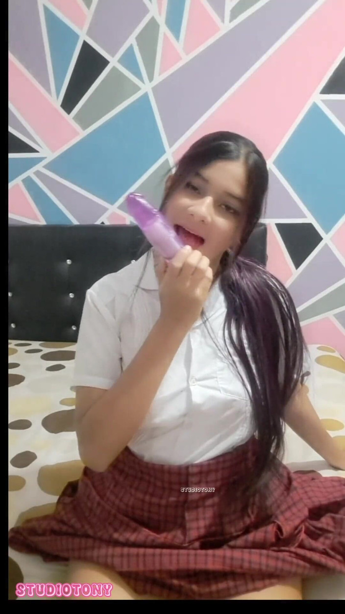 Yuli and tony: 감독 딸 영상 통화 1부