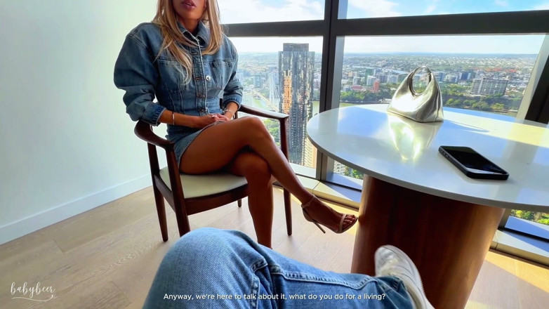 BabyBeer: Hot Pornstar Fucks the Real Estate Agent During the Viewing...
