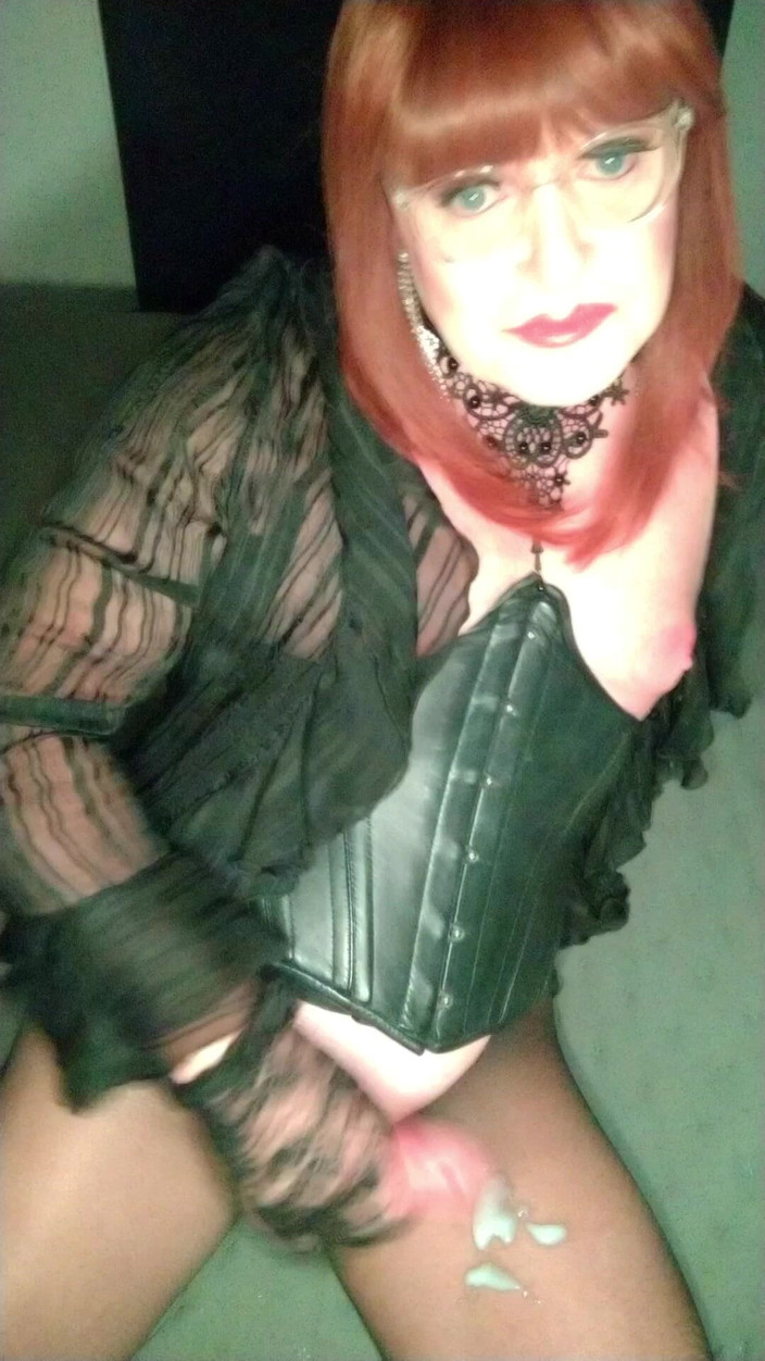 Emma Browne: Meia-calça preta goza
