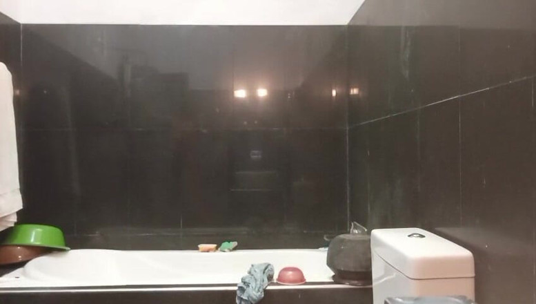 Anne White: Sri Lankan Girl Musterbation in Bath Room with Dildo Lust...