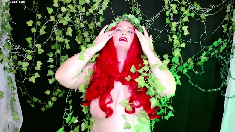 Scarlet Vixen: Poison Ivy's Transformation