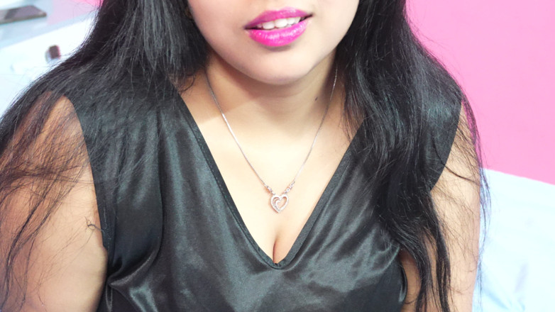 Neha bhabhi0832: Bhabhi Lutschte Meinen Penis Und Wasser Kam Heraus, Wie Gut...