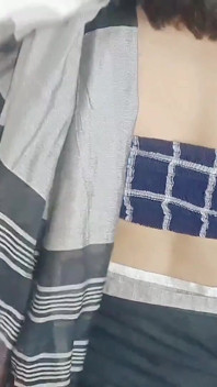 Desi prvotřídní krásná Bhabhi Black Saree úžasná postava žhavá romantika a šukání