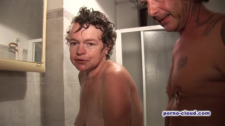 Porno Cloud: La historia de la abuela