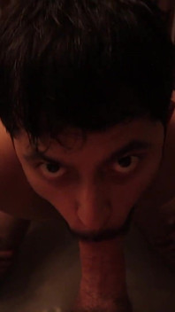 Pov pijpbeurt sperma etende papa Camilo Brown zuigt grote pik Twink Nico Mucci
