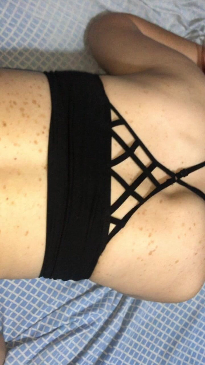 FS04: Đã kết hôn MILF nói với tôi: Hãy ném