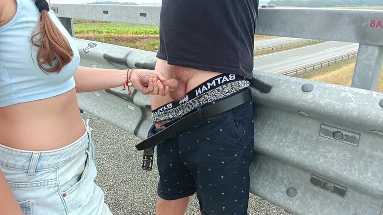 JonDickFlash: Publiczne Ruchanie Na Autostradzie