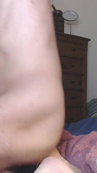 Orgasmi anali multipli e sborrate dal dildo vibratore