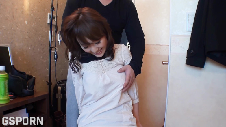 Asian HomeMade 4K: Interviu și futai cu o fată japoneză reală cu țâțe mari cu...