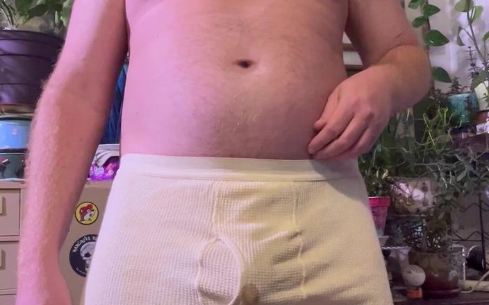Big Baz: Long Underwear Piss
