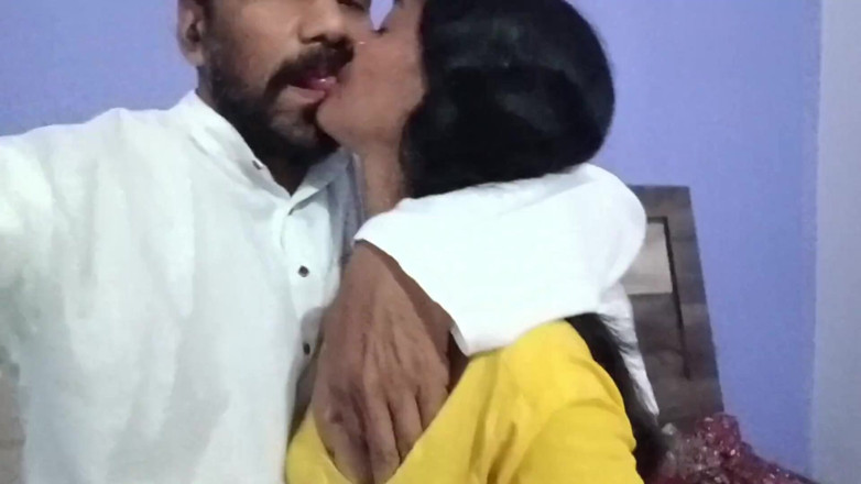 Kirankirati: Desi Bhabhi knullad