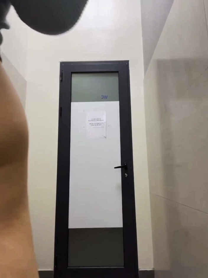 JuiceLussie: Dudukin wajahmu, seks anal close up