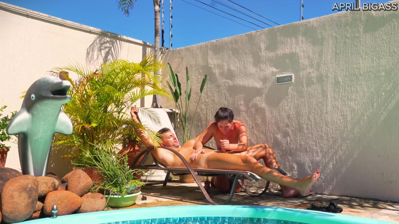 April BigAss: Pool-tag Und Sie Ficken Mich Von Meinem Schmutzigen Arsch Zu...