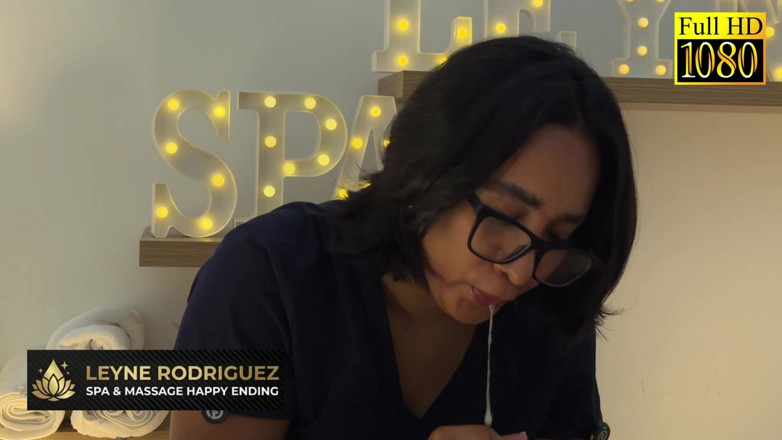 Leyne Rodriguez: Sesión de masaje