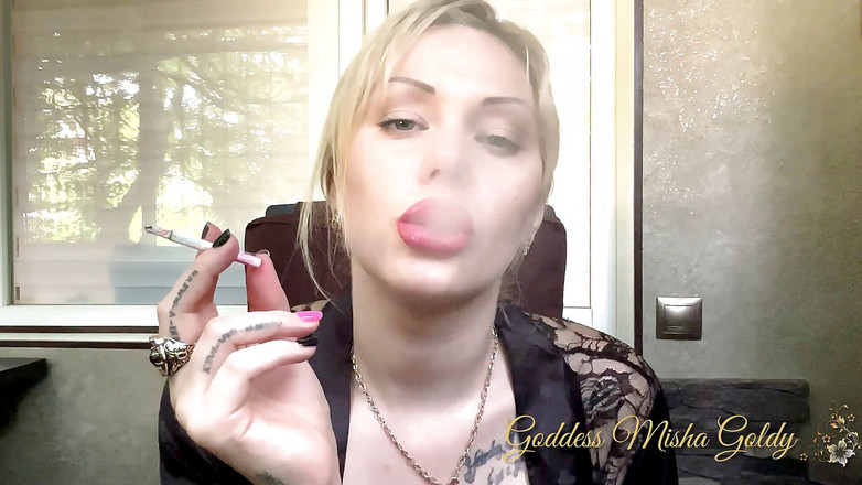 Goddess Misha Goldy: 从你的经销商处购买你的每日剂量！