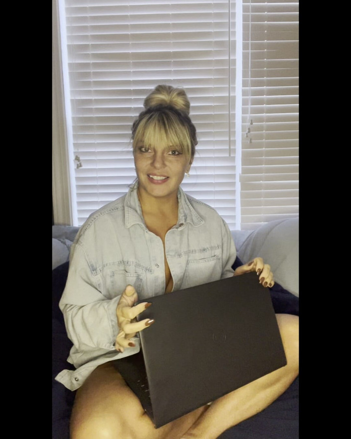 Whitneylane: Tinder约会缩小成为我的成人玩具