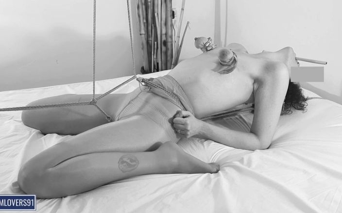 Bdsmlovers91: Bröst under tryck: hopplös kamp