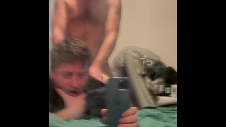 Glenn and Sonny: Đáy trên cùng