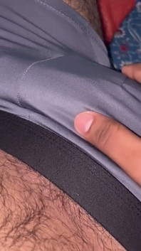 Midnight first time handjob my roommate cumshot