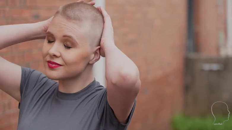 Euro Bald: 레일라