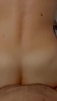 Podvádějící manželka hardcore bolestivý anál s creampie bez lubrikantu 4K