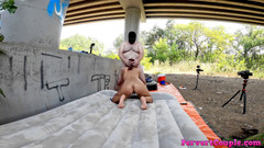 Pervert Couple: Šuká moji pusu a kundičku venku