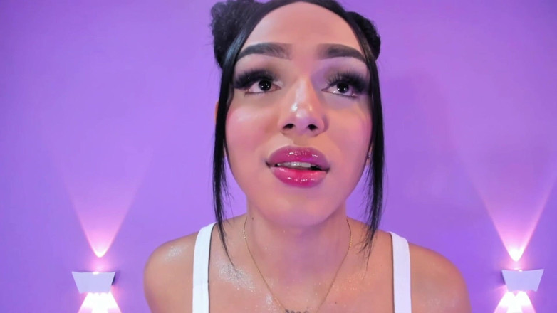 Brittany Gil: Lábios suculentos sensuais