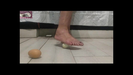 Casal Gresopio Female: Mel Crushing Eggs 5