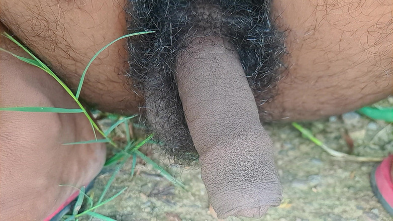 Desi_Porn_India: ソロインドの男の子が誰かとセックスしたい