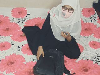 Banglasexycouple: Engañando a mi novia con su hermanastra tetona