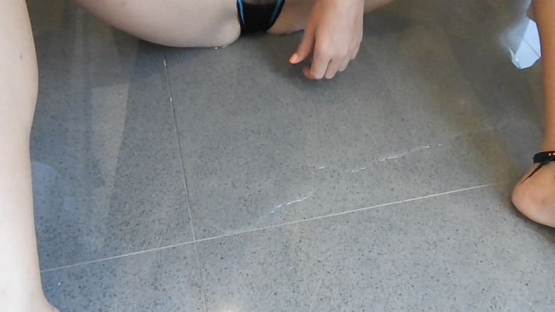 MissAnja_FH: Pov nylon panty kencing / genangan air mani besar