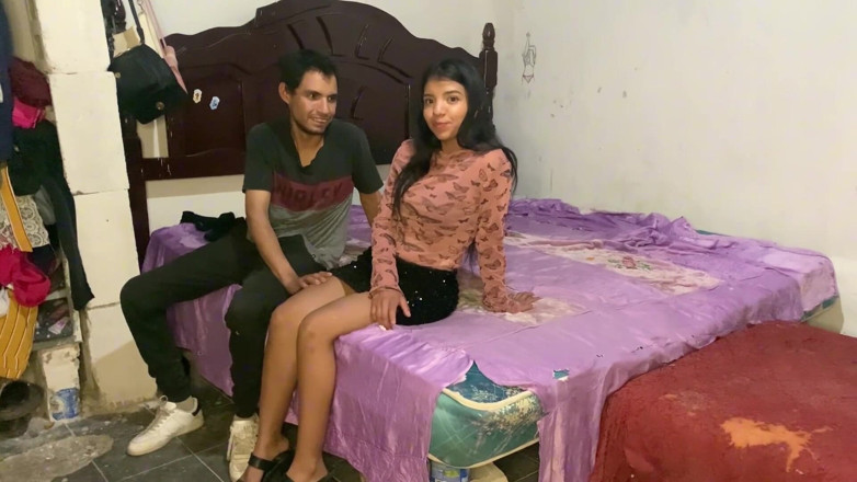 Angelhotmex: Трахаю мою 18-летнюю мексиканскую соседку - Angelhotmex